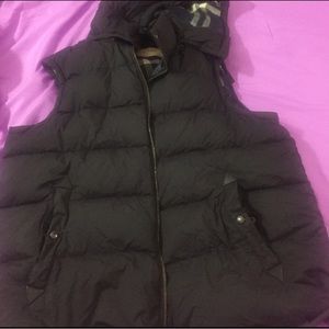 Men's Burberry vest. Great condition XL.