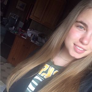Meet your Posher, Rebecca