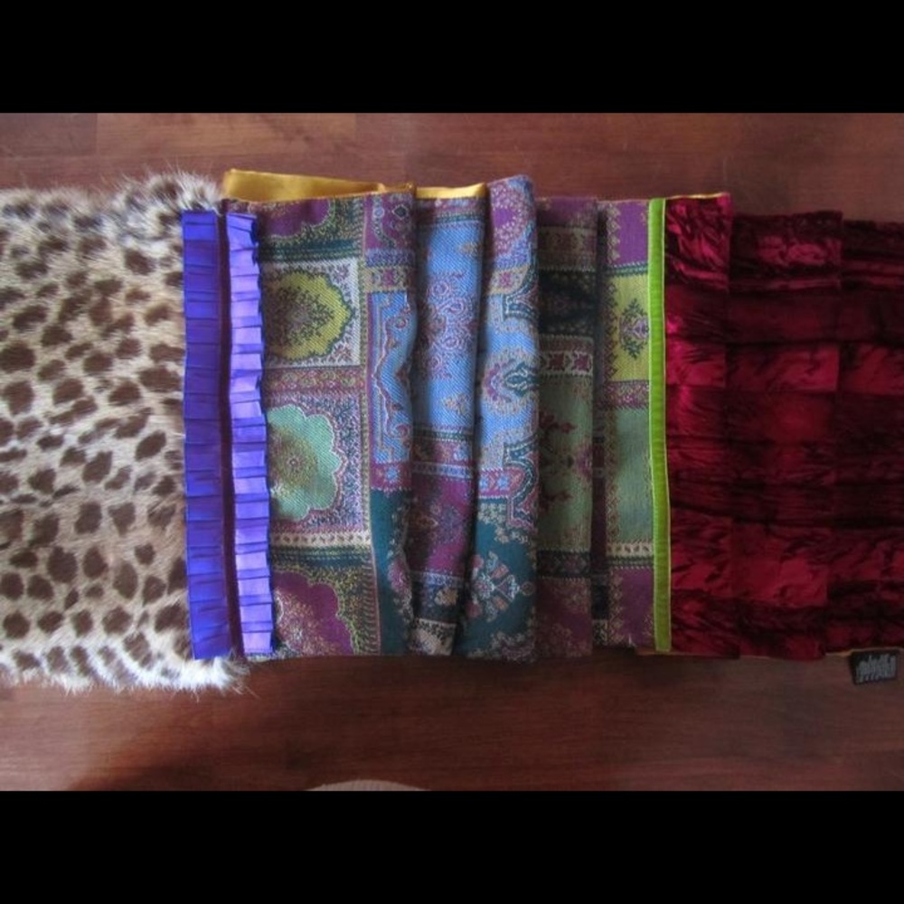 ETRO Milano Shawl Scarf Muff 50% Silk. Rare & Unusual🙂👍