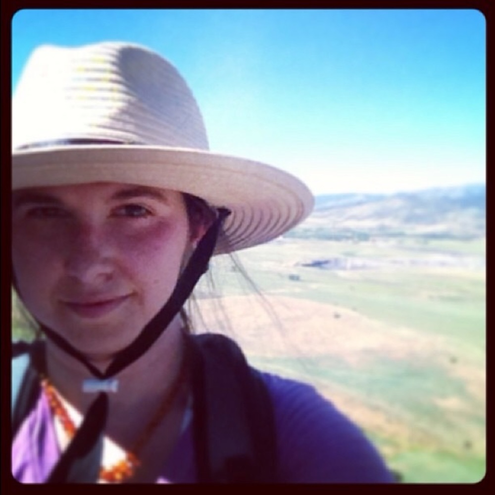 Meet your Posher, Emily