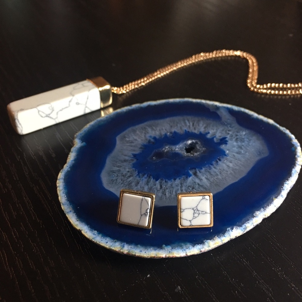 Howlite square earrings