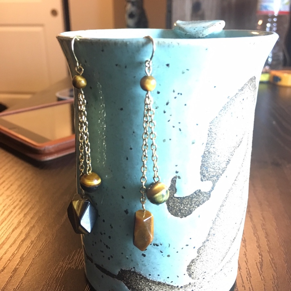 Trendy gold tigers eye earrings