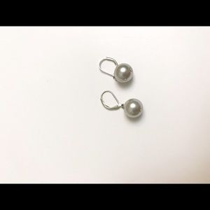 Grey Pearl Earrings