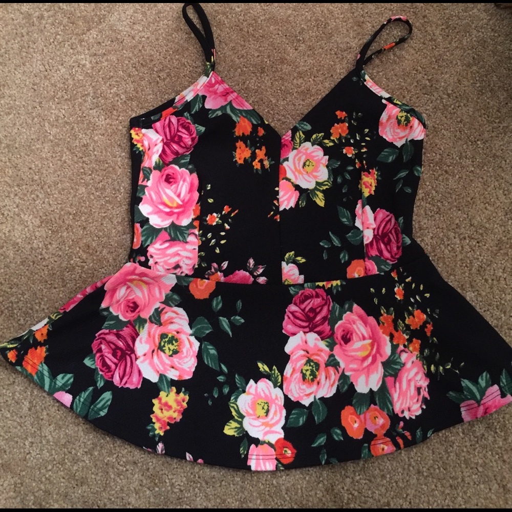 🌺 ladies top 🌺