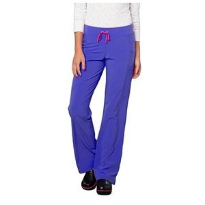 Smitten tall scrub set!!!