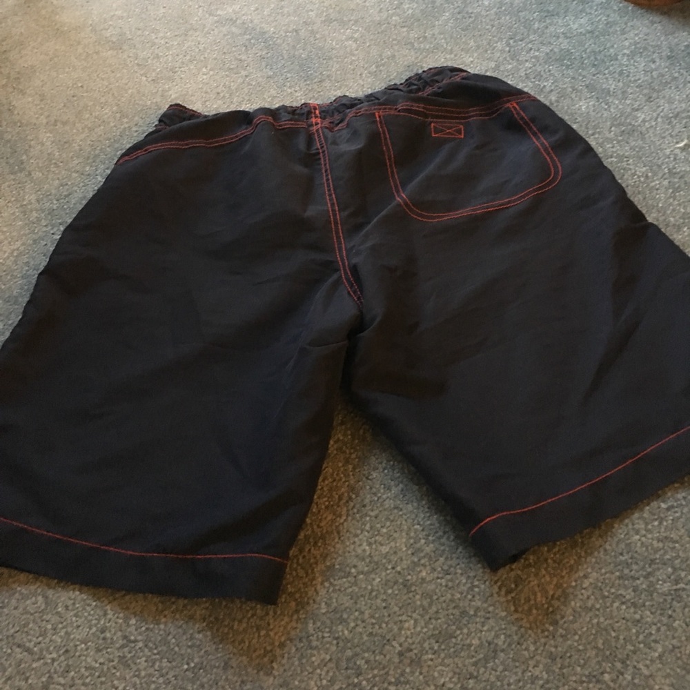 Swim trunks - Picture 2 of 3