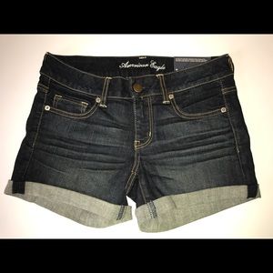 American Eagle Size 8 Midi Shorts