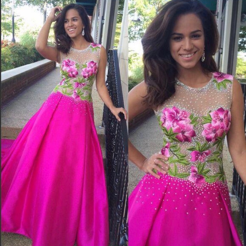 Jovani gorgeous prom ball gown. Bright fuchsia