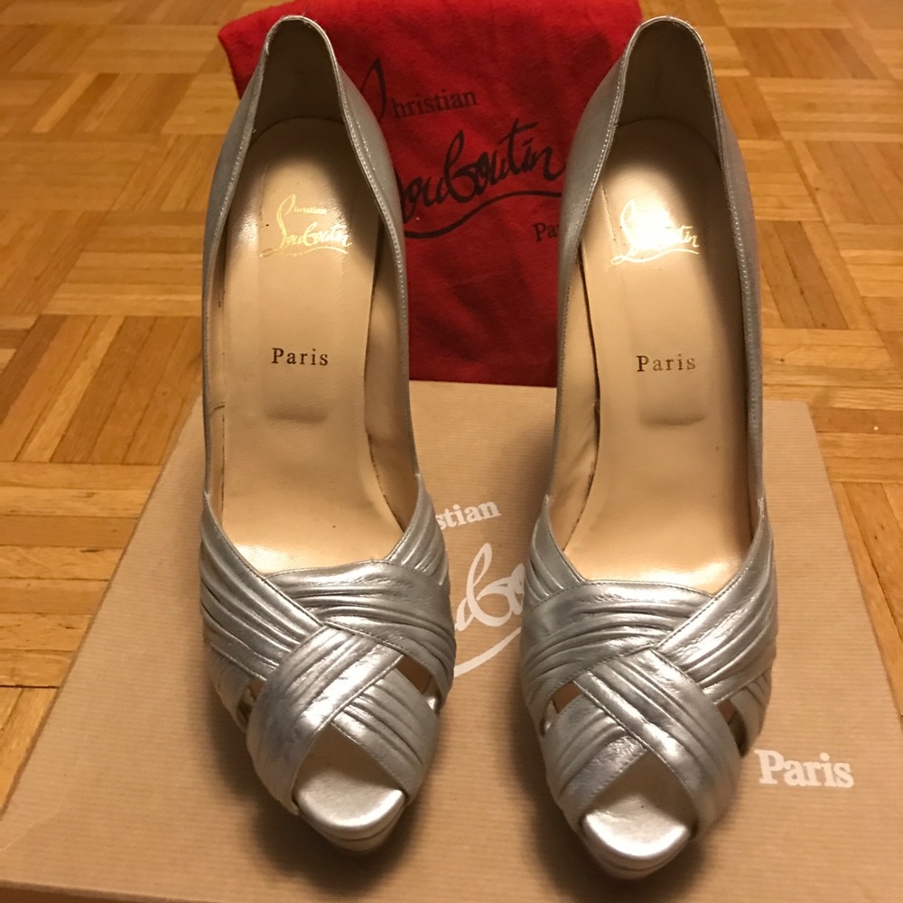 SOLD Christian Louboutin Aborina 150 Silver 11
