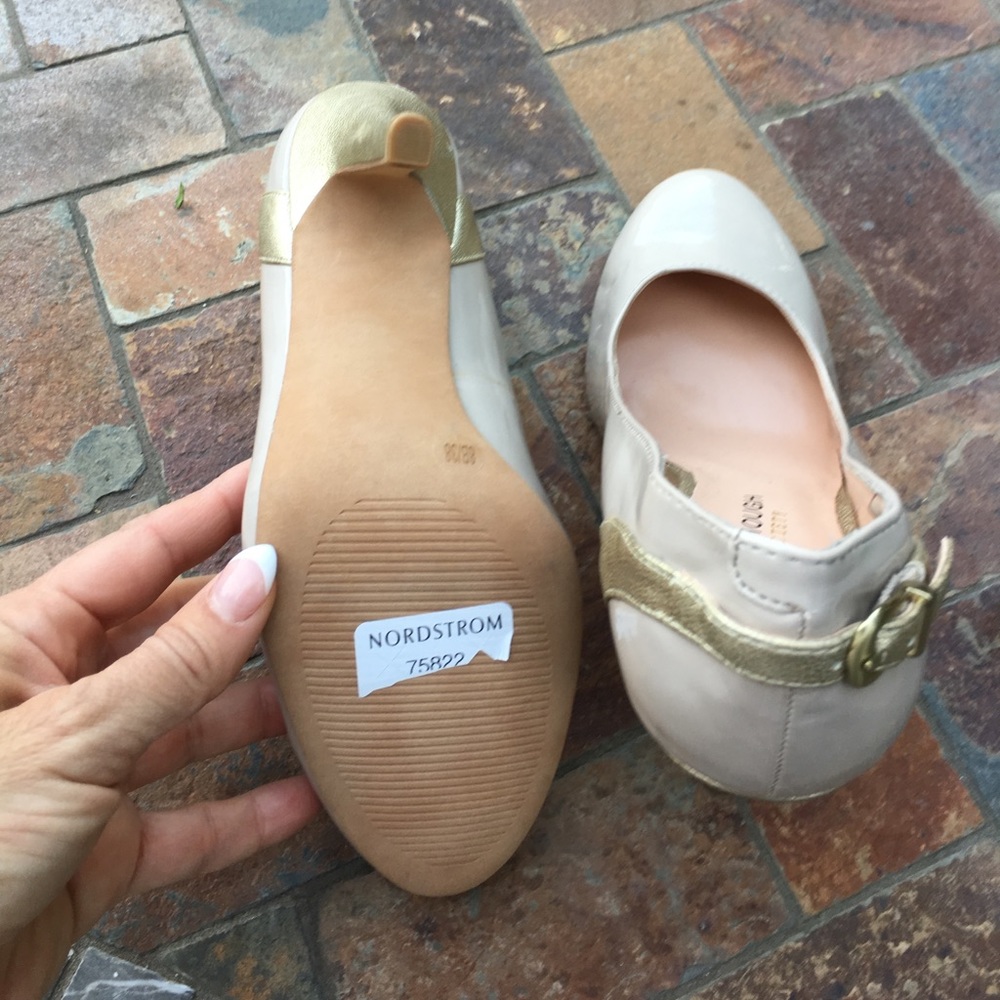 Heels - Picture 4 of 4