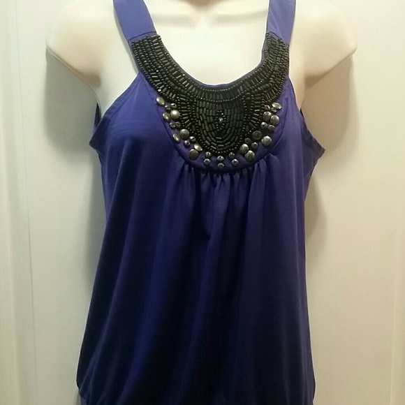 Iz Byer Tops - 👑 6 FOR $25