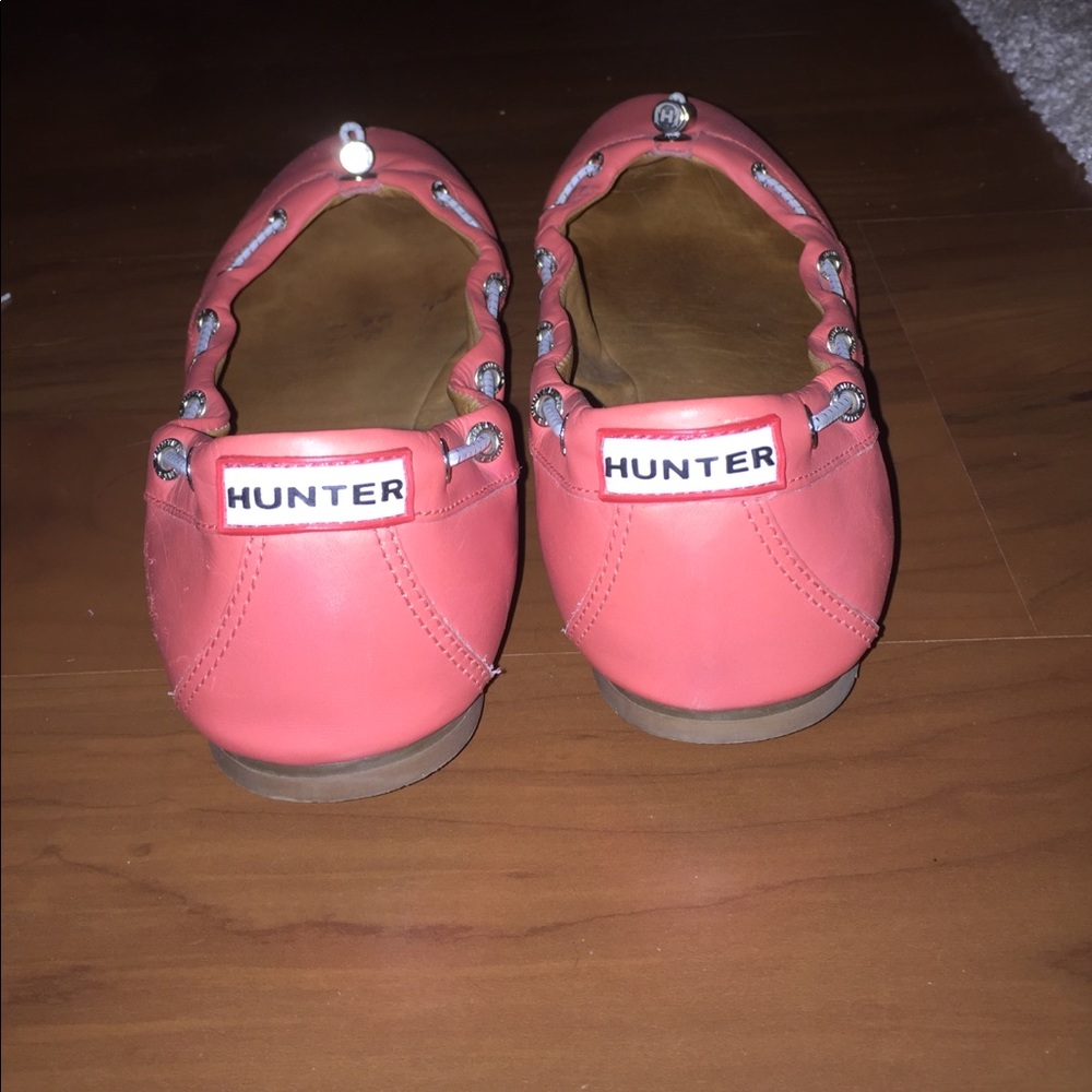 HUNTER Genuine Leather Coral Flats.