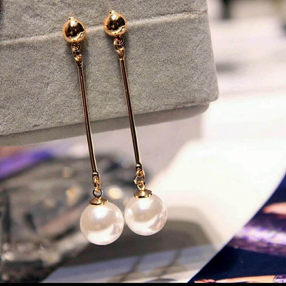 Pearl Drop Dangle Earrings