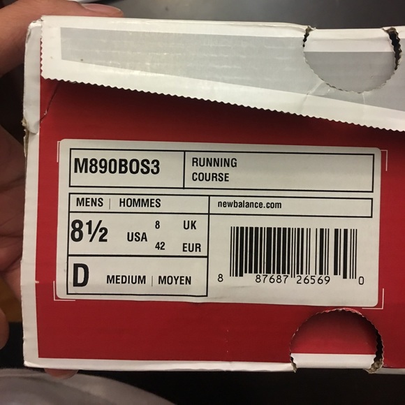 New balance - Picture 2 of 2