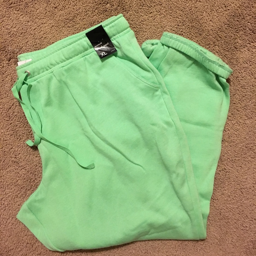 NY@CO Fleece beach pant, Mint green size XL, NWT