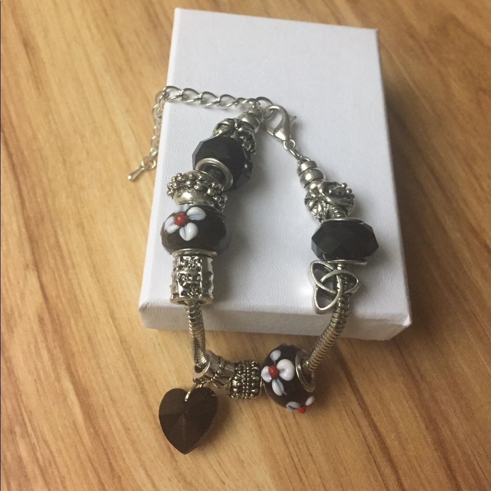 Charm bracelet black and silver Murano beads