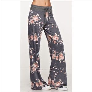 Size small floral pants **Bundle**