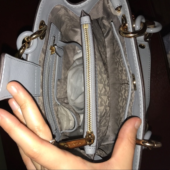 ❌SOLD❌Dusty Blue Michael Kors Satchel - Picture 4 of 4