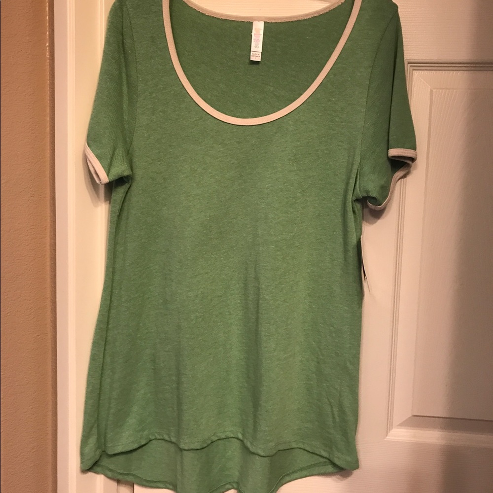 LuLaRoe 🦄 Classic T size Large Sage Green