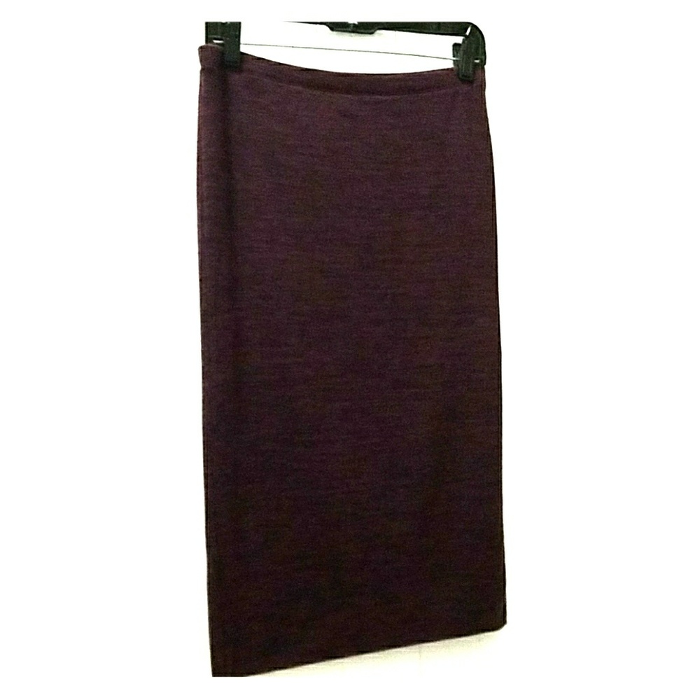 💜Express New with tags purple & black skirt Med