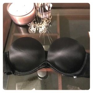 Victoria secret very sexy strapless bra