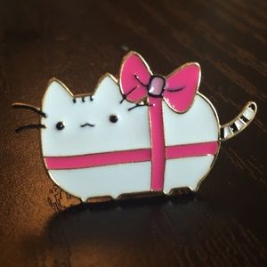 ✨HOST PICK✨ Pusheen cat pin