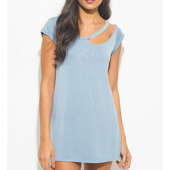 Light blue mini dress - Picture 2 of 4