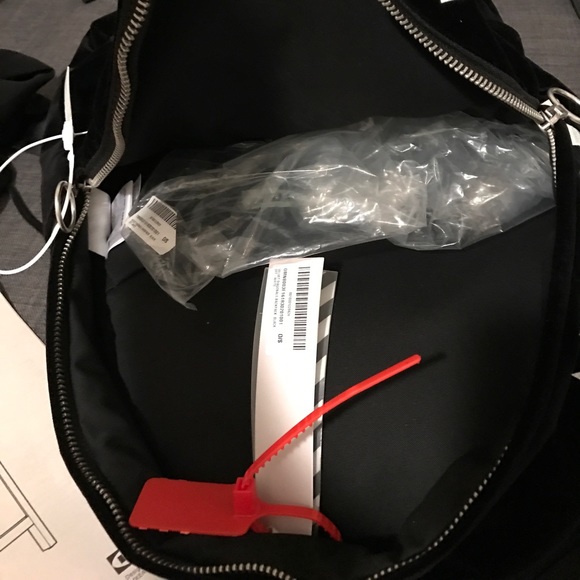 OFF-WHITE backpack - Picture 2 of 2