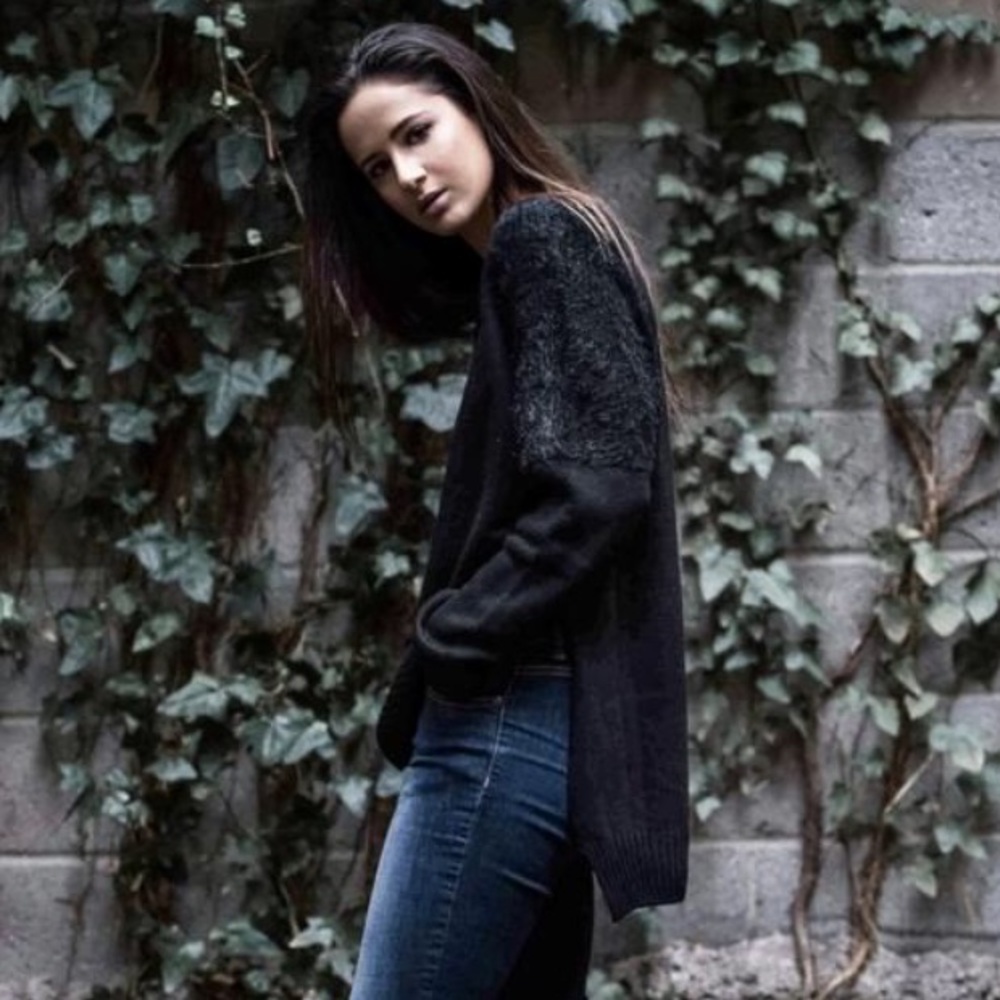 ⭐️LAST CHANCE⭐️ LINE + DOT Cypress Sweater