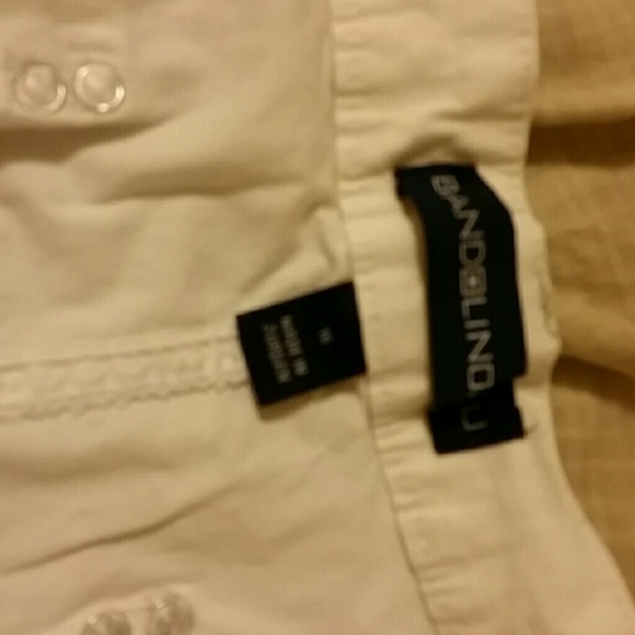 Shorts - Picture 3 of 4