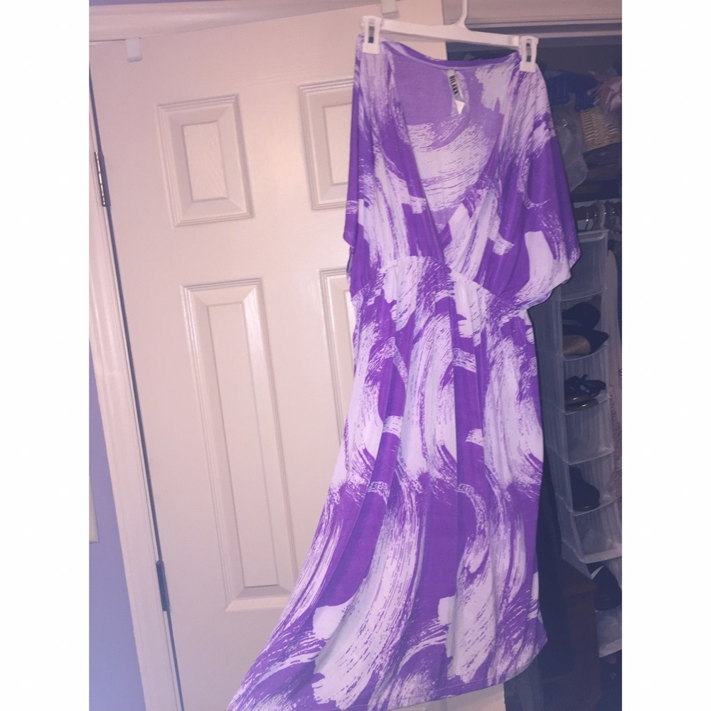 A simple swaying dress