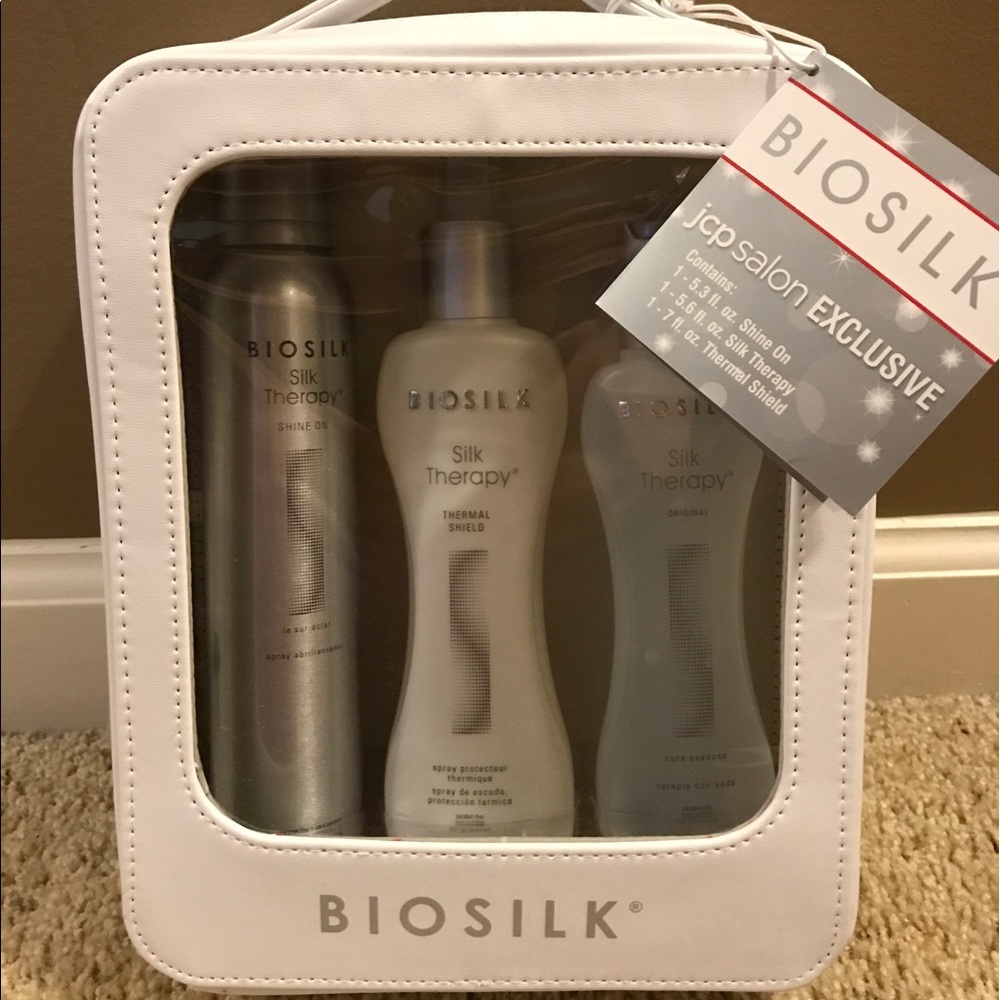 Never been opened Biosilk set