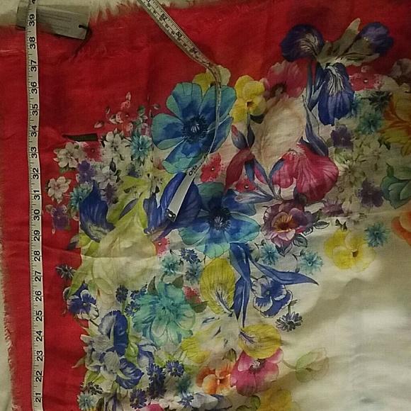 🎉🎉HP🎉🎉Franco Ferrari Scarf - Picture 8 of 8