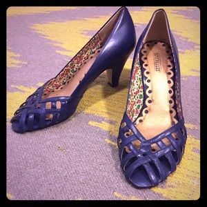 Dark Blue Seychelles kitten heels