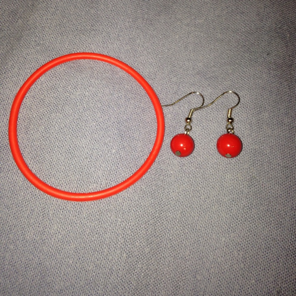 Sexy red bracelet and earrings set