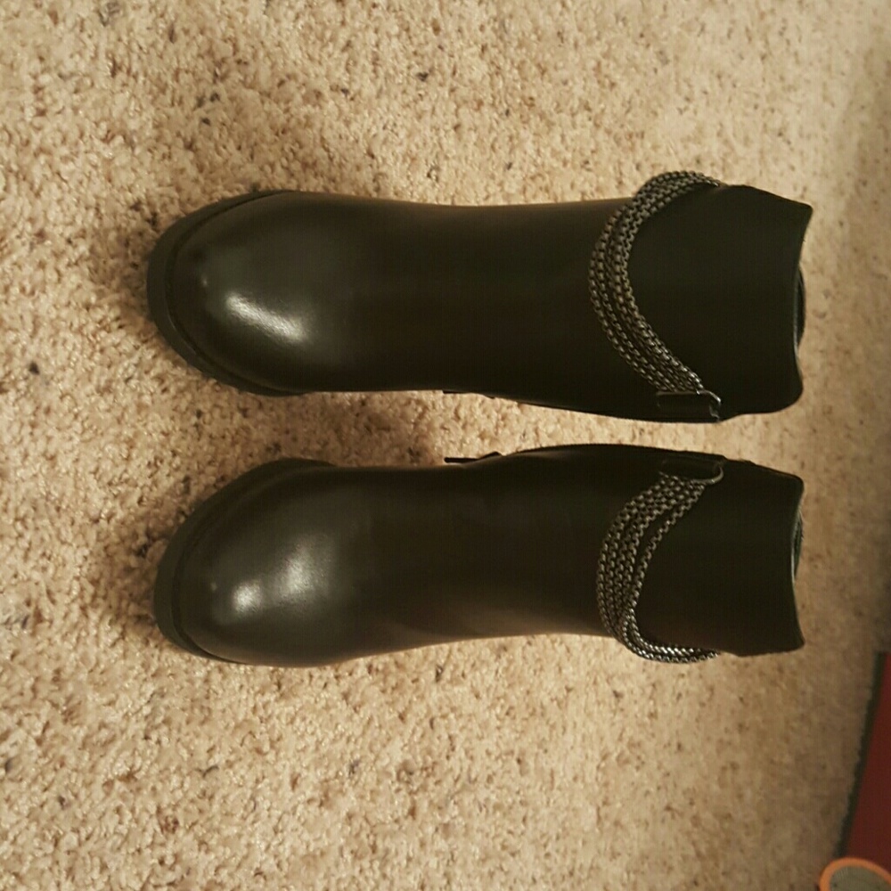 Booties - Picture 2 of 3