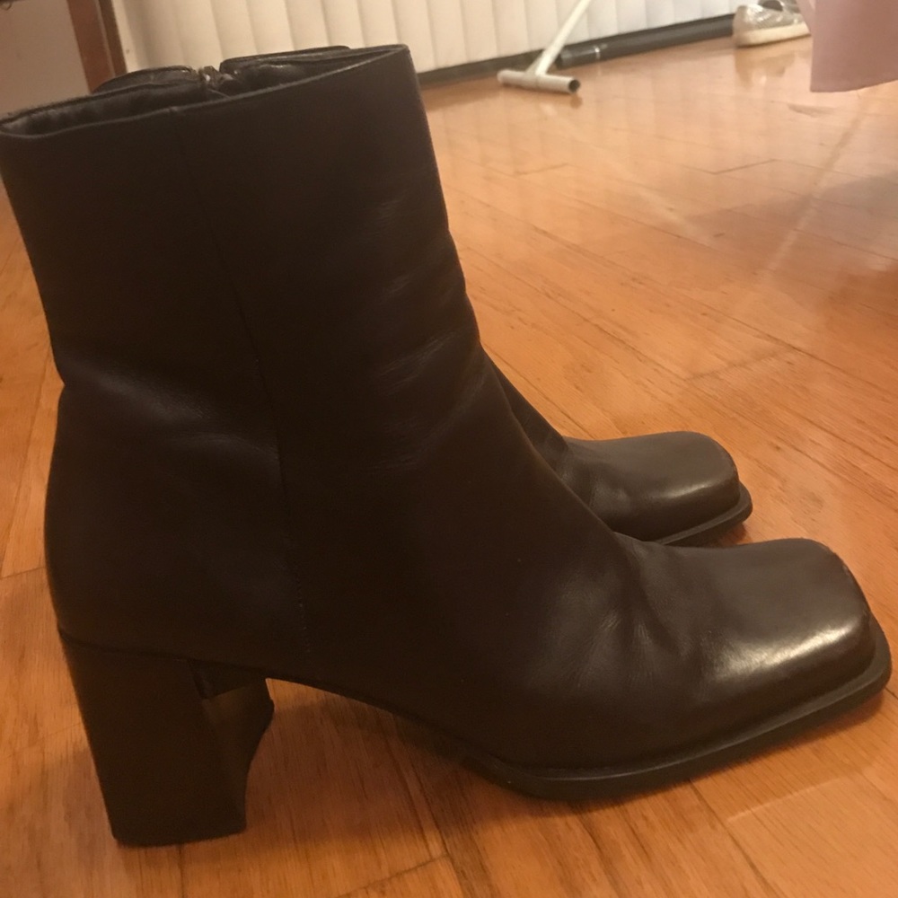Nine west leather boots