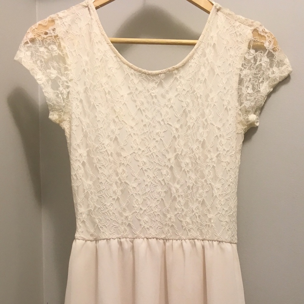 🕊 Sweetest White Lace Dress - Picture 5 of 12