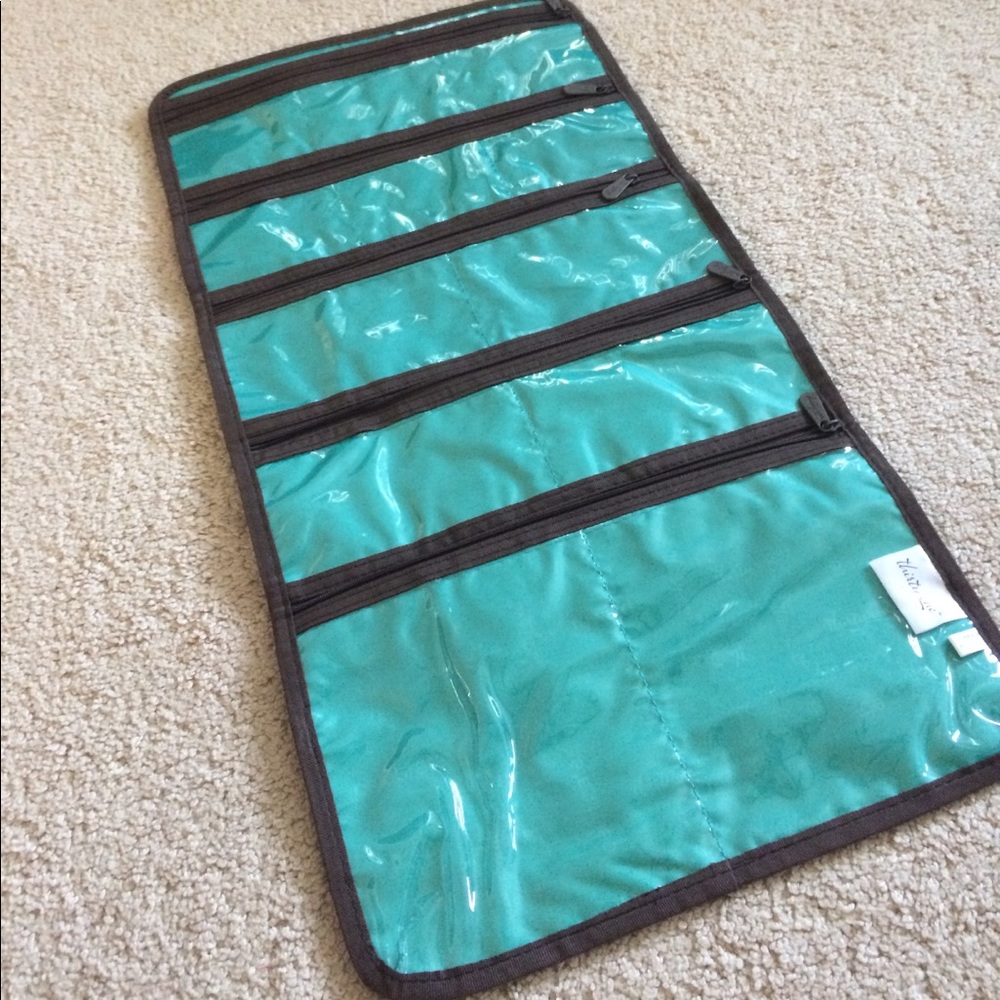 Thirty One Jewelry Bag