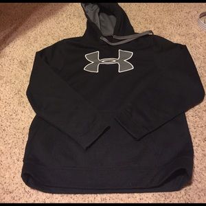 Black. Lg.  Under Armour Hoodie. 🌹