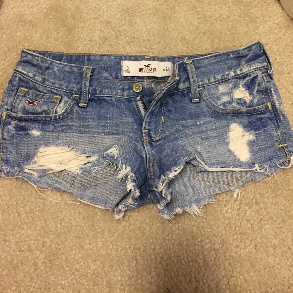 Hollister cut off denim shorts size 24