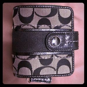Coach wallet