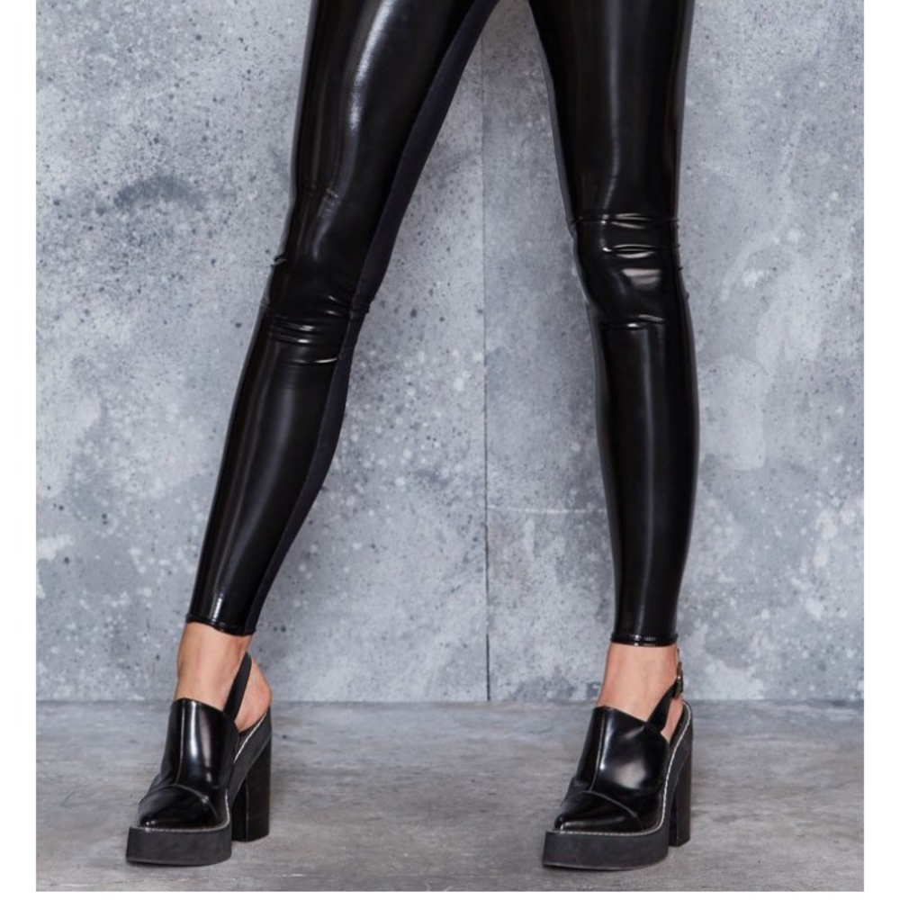 NWT 🔥 Faux Leather BlackMilk New Slicks Leggings