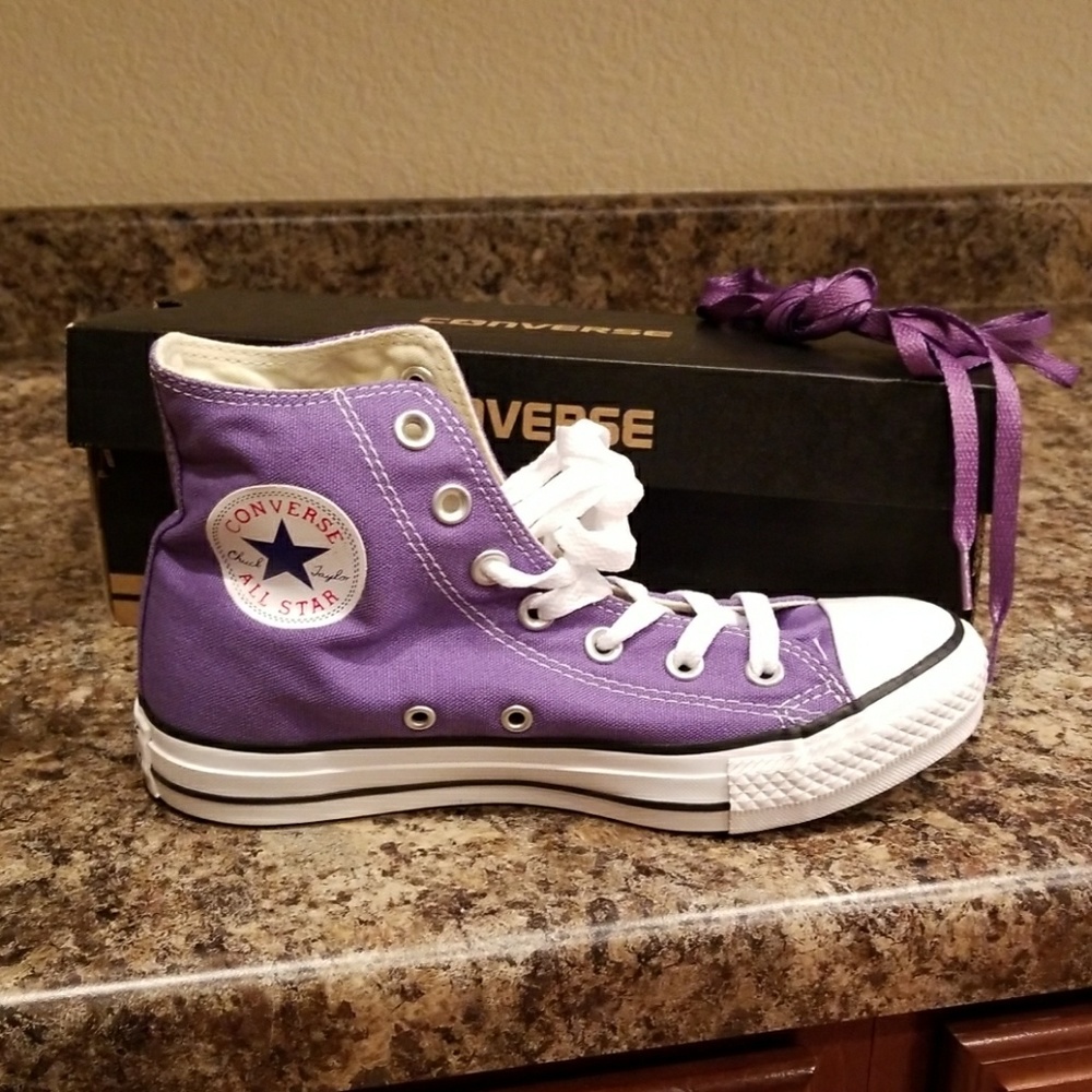 Womens Purple Converse high tops