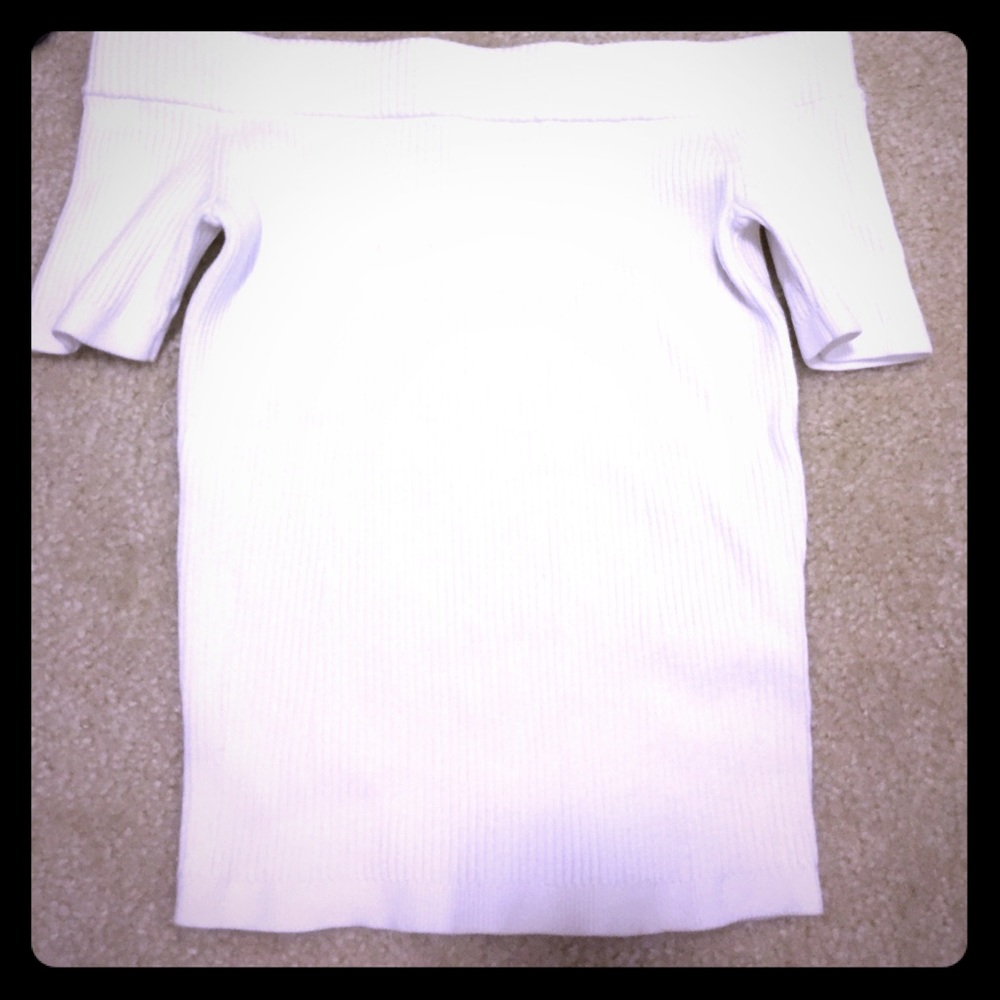Club Monaco white off shoulder sweater XS