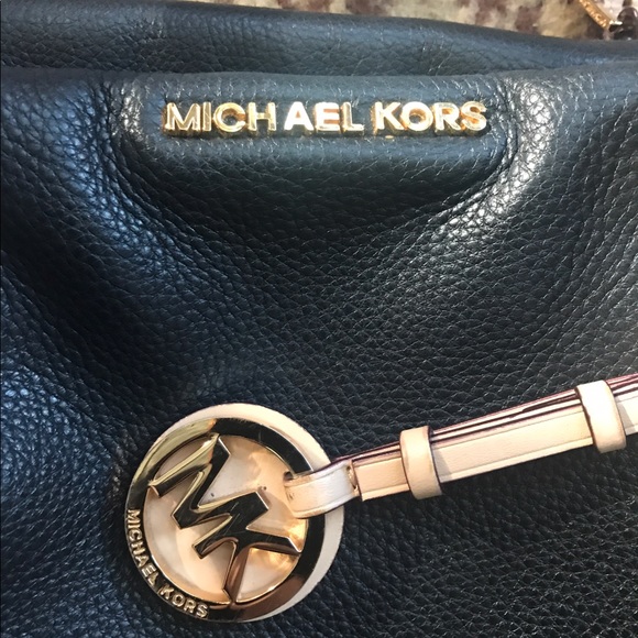 Michael kors! - Picture 3 of 3