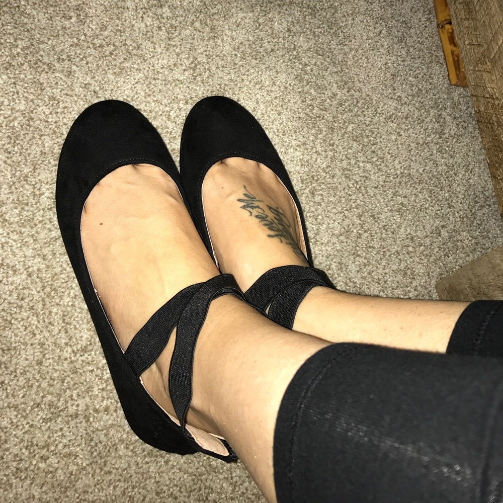 Black flats size 6