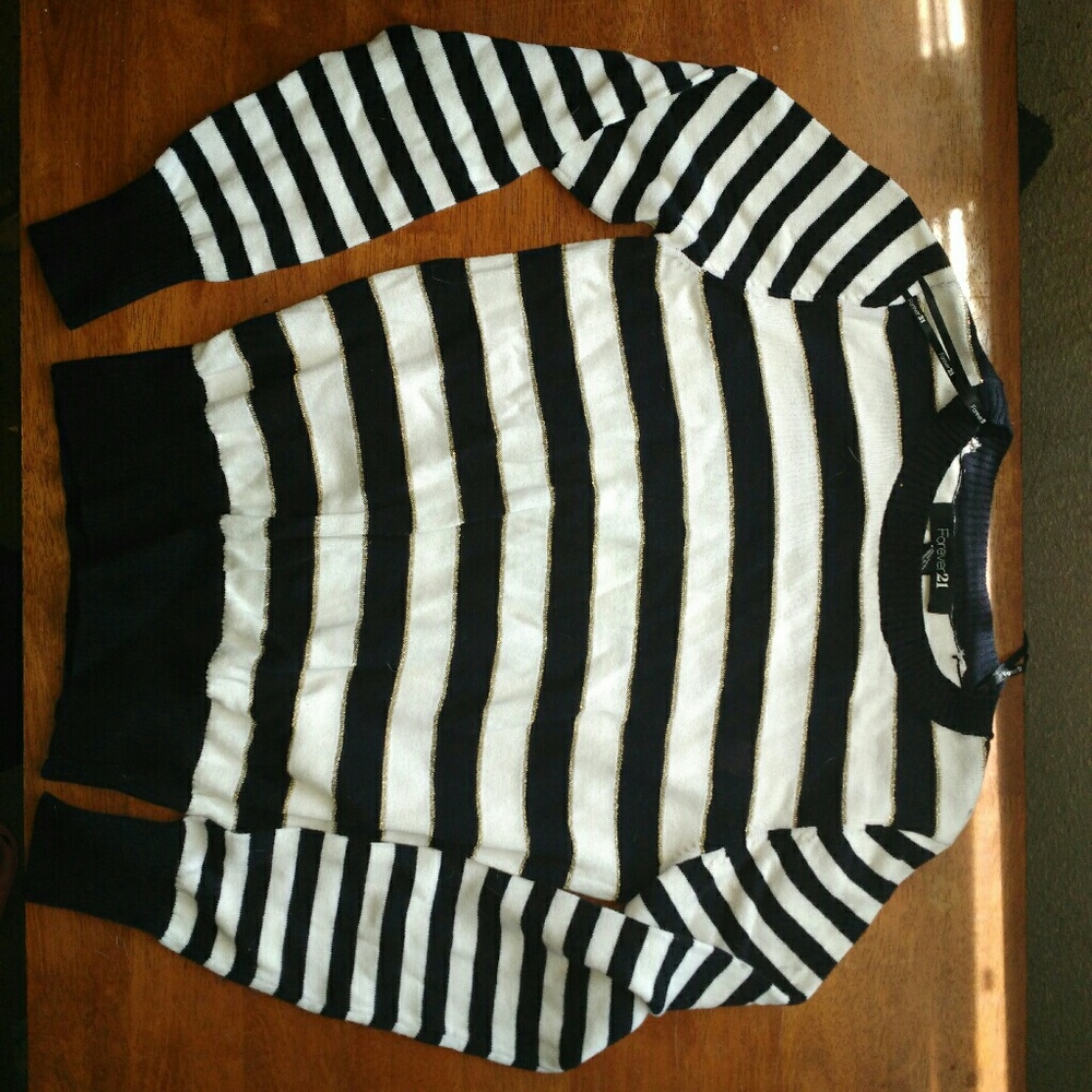 Black and white stripped sweater