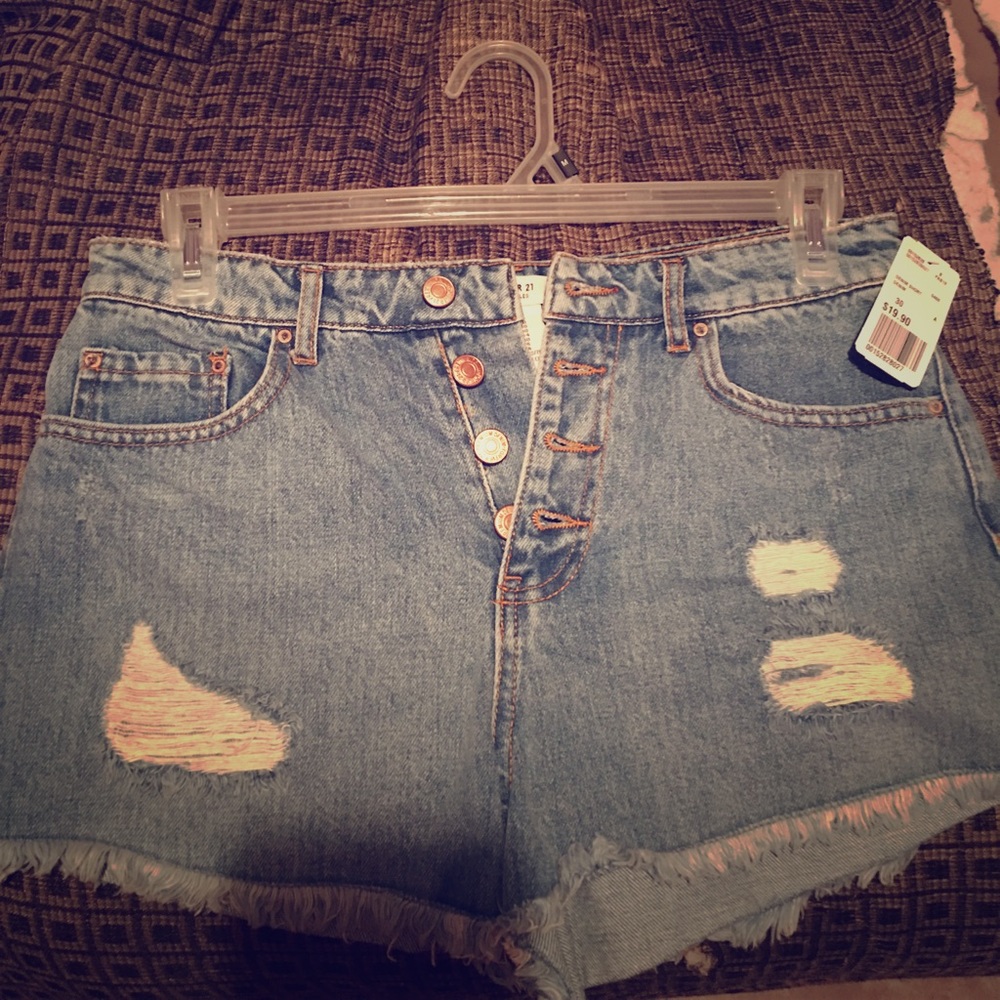 NWT high waisted F21 denim shorts