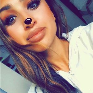 Meet your Posher, Mahsa